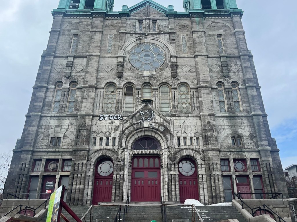 La Ville aux Milles Clochers…&nbsp;Abandonnés?